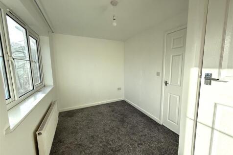 84 TALBOT BEDRO.jpeg