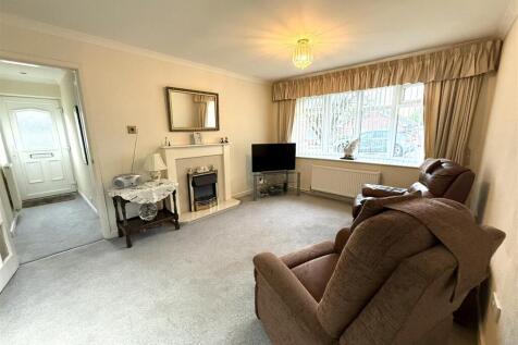 20 hawks lounge 4.jpeg