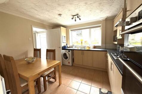 23 coppice kitchen.jpeg