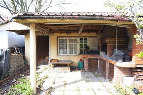 Outbuilding