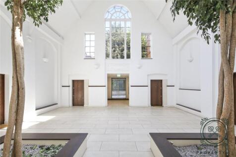 Communial Entrance