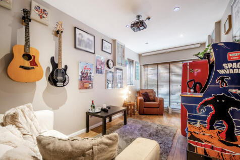 Property Image 9