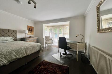 Bedroom 2 alt2