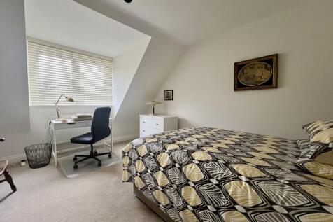 Bedroom 6 alt