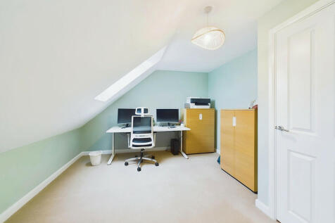 bedroom4