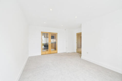 sitting room pock...