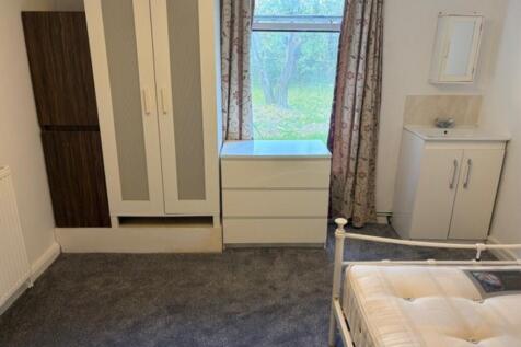 Room 3 Marylands ...