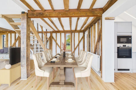 Dining Area stage...