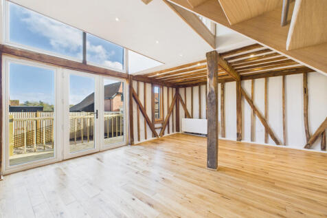 living area to ga...