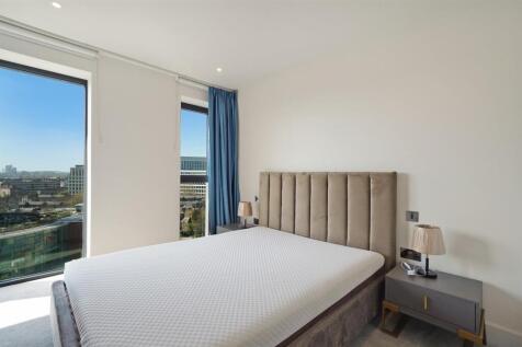 71 Westmont Apartments, Fountain Park Way - qNodgr