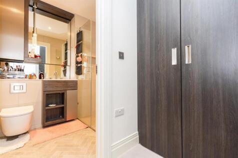 163 Hamond Court-15.jpg