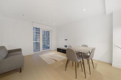 32 Belvedere Row Apartments, Fountain Park Way - f