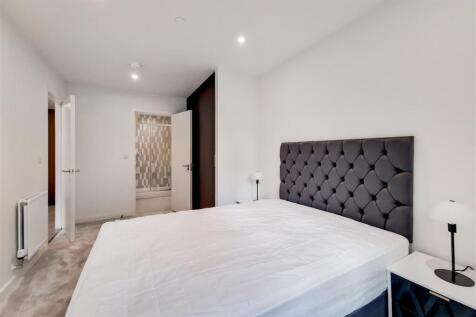 2_Main Bedroom-1.jpg