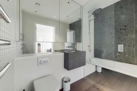 7_Bathroom-0.jpg