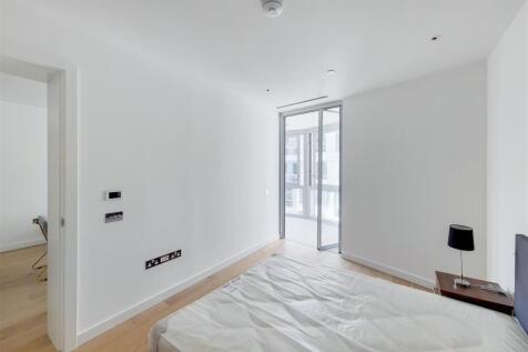 3_Main Bedroom-1.jpg