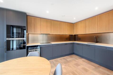 Apartment 1604, 1 Boxwood Gardens  - GCo8qH2UT08sO