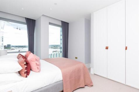 Flat 1108, 8 Cutter Lane-17.jpg