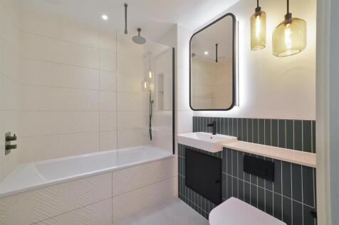 Flat 51, Viola House - O2u8mqz9y4fvPQ6yxuB2.jpg