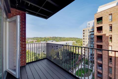 3_Balcony-1.jpg
