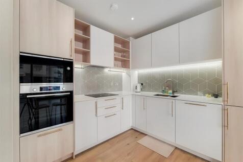 2_Kitchen - Reception-2.jpg