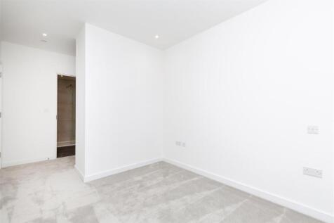 18 Hartingtons Court-12.jpg