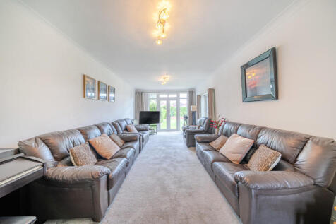 1342251-5-68a4bd3...