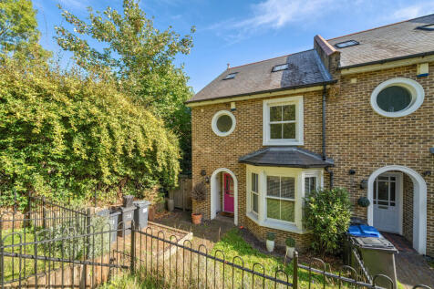 1358135-1-68d50fb...