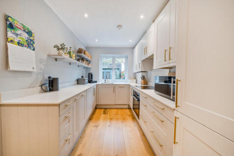 1356829-11-68dfb7...