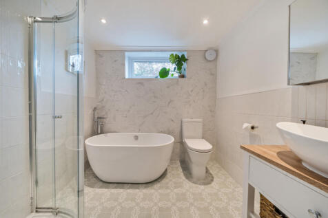 1356829-16-68dfb8...