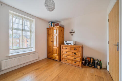 1370317-5-69089d0...