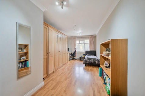 1374418-7-6904630...