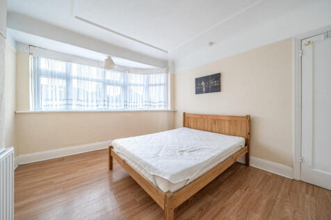 1380703-3-6913418...