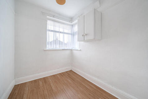 1380703-1-691340b...