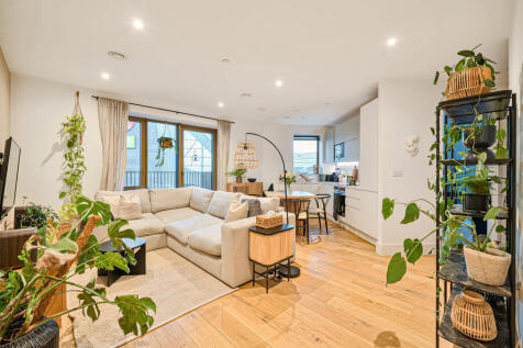 1382135-24-691b6c...