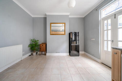 1380472-12-691328...