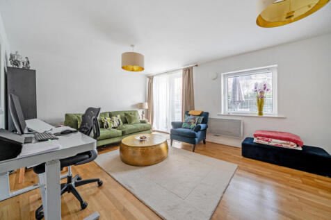 1388313-11-693980...