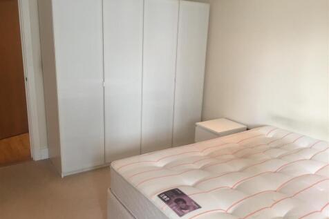 Bedroom.JPG