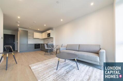 E74A3752-HDR.jpg