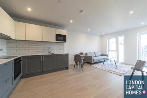 E74A3720-HDR.jpg