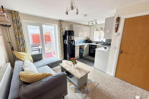 Lounge Kitchen
