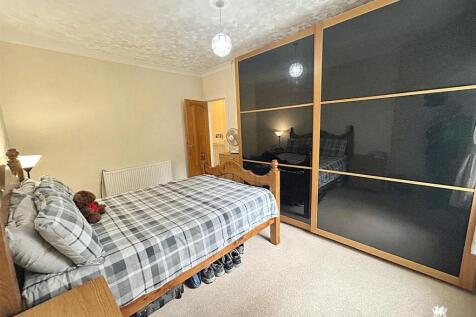 WhatsApp Image 2025-09-30 at 12.24.43 (3) - Copy.j