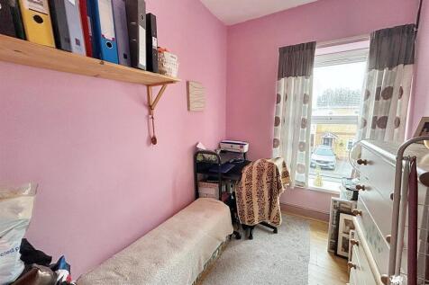 WhatsApp Image 2025-10-06 at 12.22.28 (3).jpg