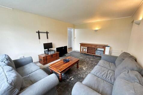 WhatsApp Image 20251106 at 133403 4.jpg