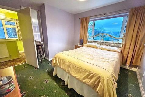 WhatsApp Image 20251201 at 161334.jpg