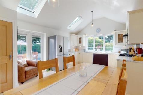 02.Hazel-Hill-StFlorence-Milton-Tenby-05282023_170
