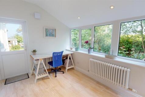 Hazel-Hill-StFlorence-Milton-Tenby-05282023_171012