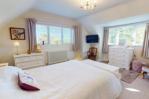 Hazel-Hill-StFlorence-Milton-Tenby-05282023_171721