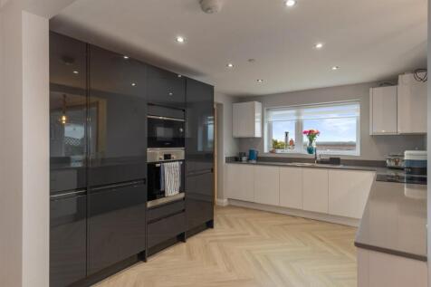 4 Bevlin Hall Saundersfoot -   Final Edits_-20.jpg