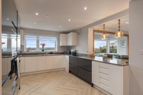 4 Bevlin Hall Saundersfoot -   Final Edits_-21.jpg