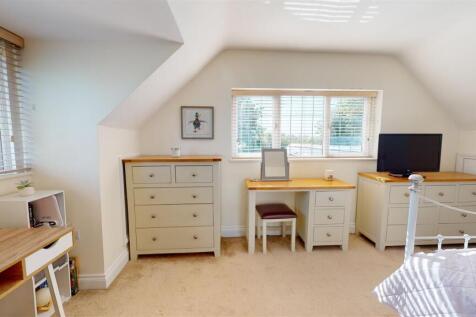 Hazel-Hill-StFlorence-Milton-Tenby-05282023_171913